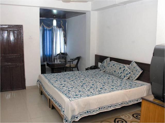 Hotel Surya Kiran Mussoorie Δωμάτιο φωτογραφία